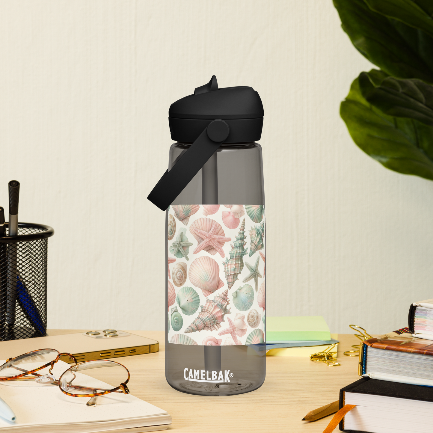 Wasserflasche mit Trinkhalm – Muscheldesign | Stylisch, robust, nachhaltig. 🐚