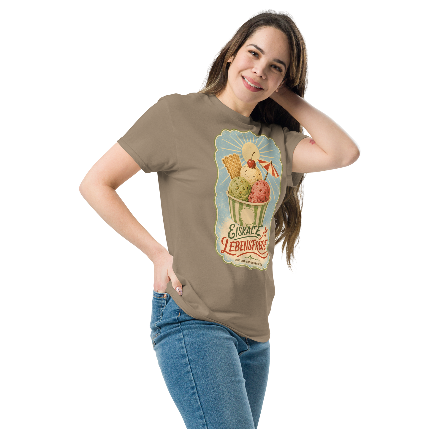 Vintage Sommermotiv Eiskalte Lebensfreude auf Baumwoll-T-Shirt